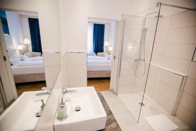 Boutique Hotel Goldenes Lamm Villach Kültér fotó