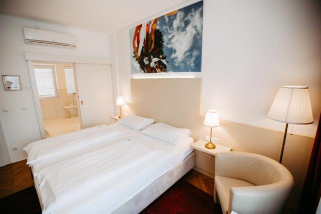 Boutique Hotel Goldenes Lamm Villach Kültér fotó