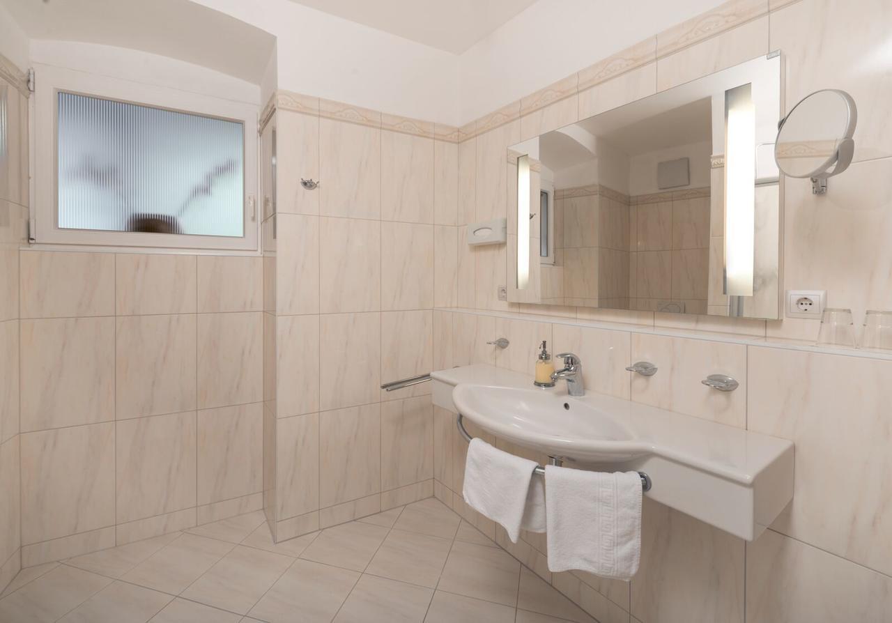 Boutique Hotel Goldenes Lamm Villach Kültér fotó
